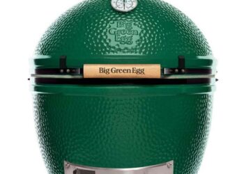 Якісний гриль Big Green Egg для дружньої компанії або сім’ї