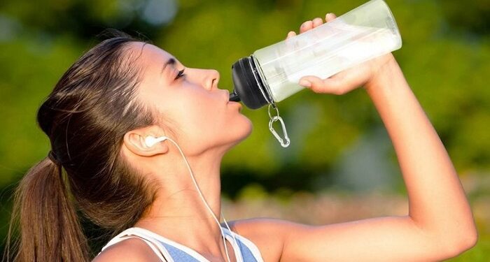 Sports water bottles: advantages, types and choice