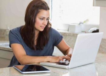 Review of online service for downloading videos from Twitter and Threads and user guide